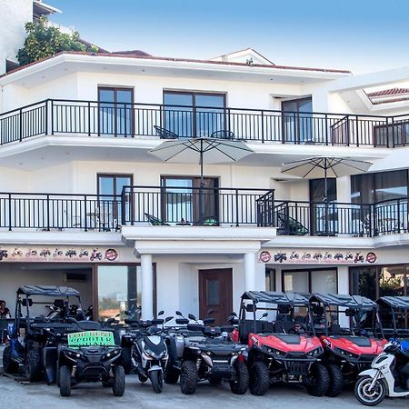 D & E Apartments Skiathos by Eksteriør billede