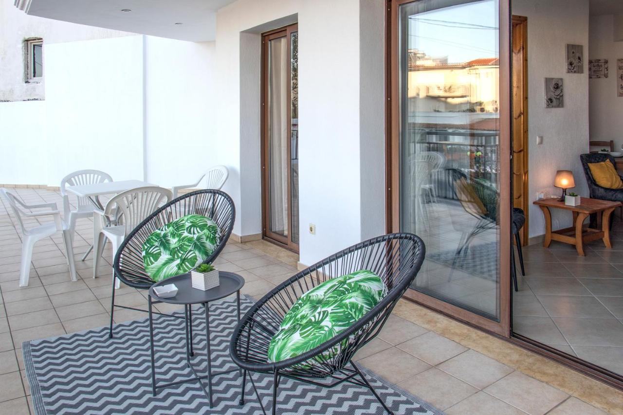 D & E Apartments Skiathos by Eksteriør billede
