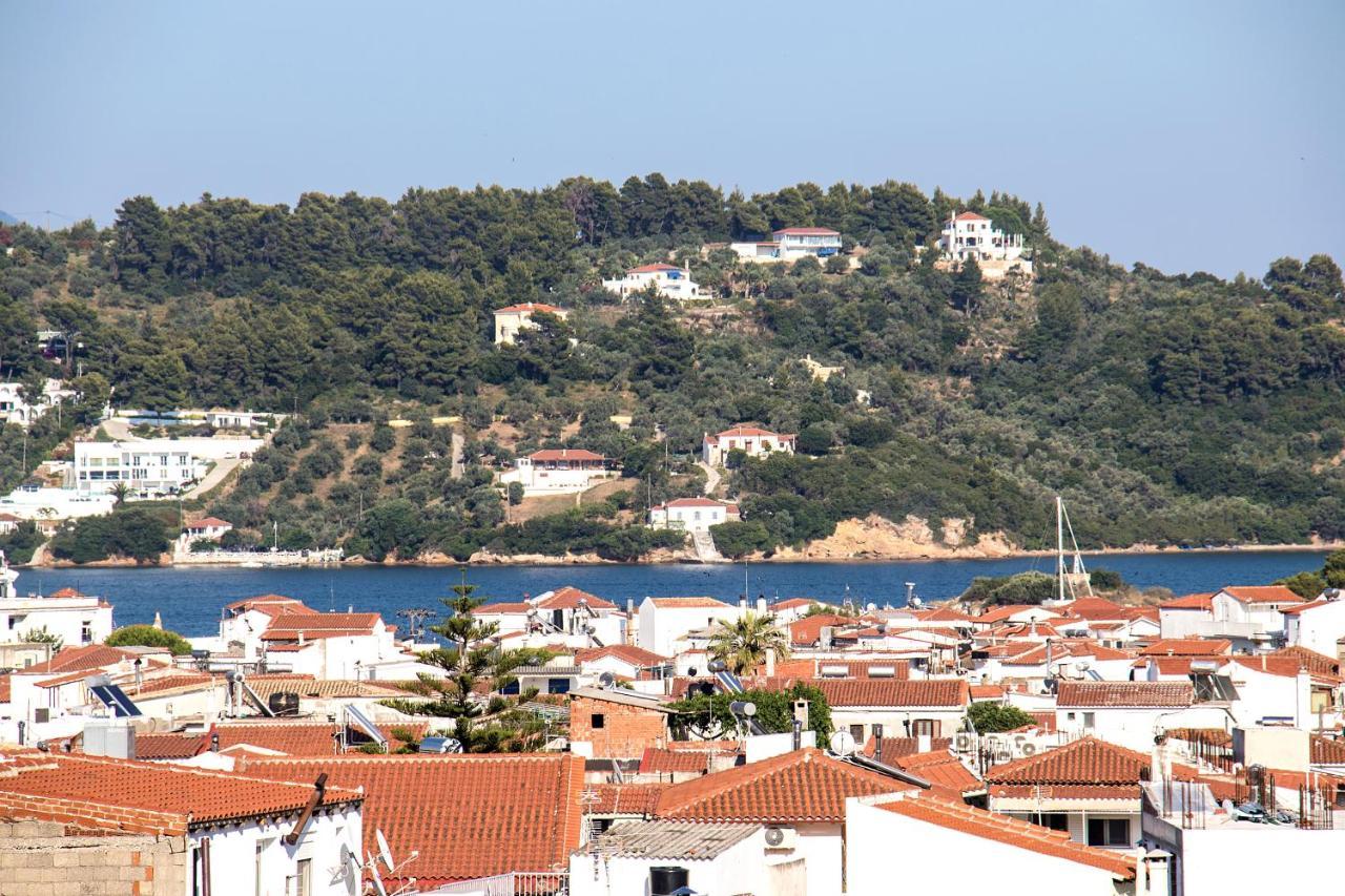 D & E Apartments Skiathos by Eksteriør billede